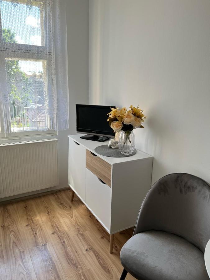 Edgari Guesthouse Отепя Экстерьер фото