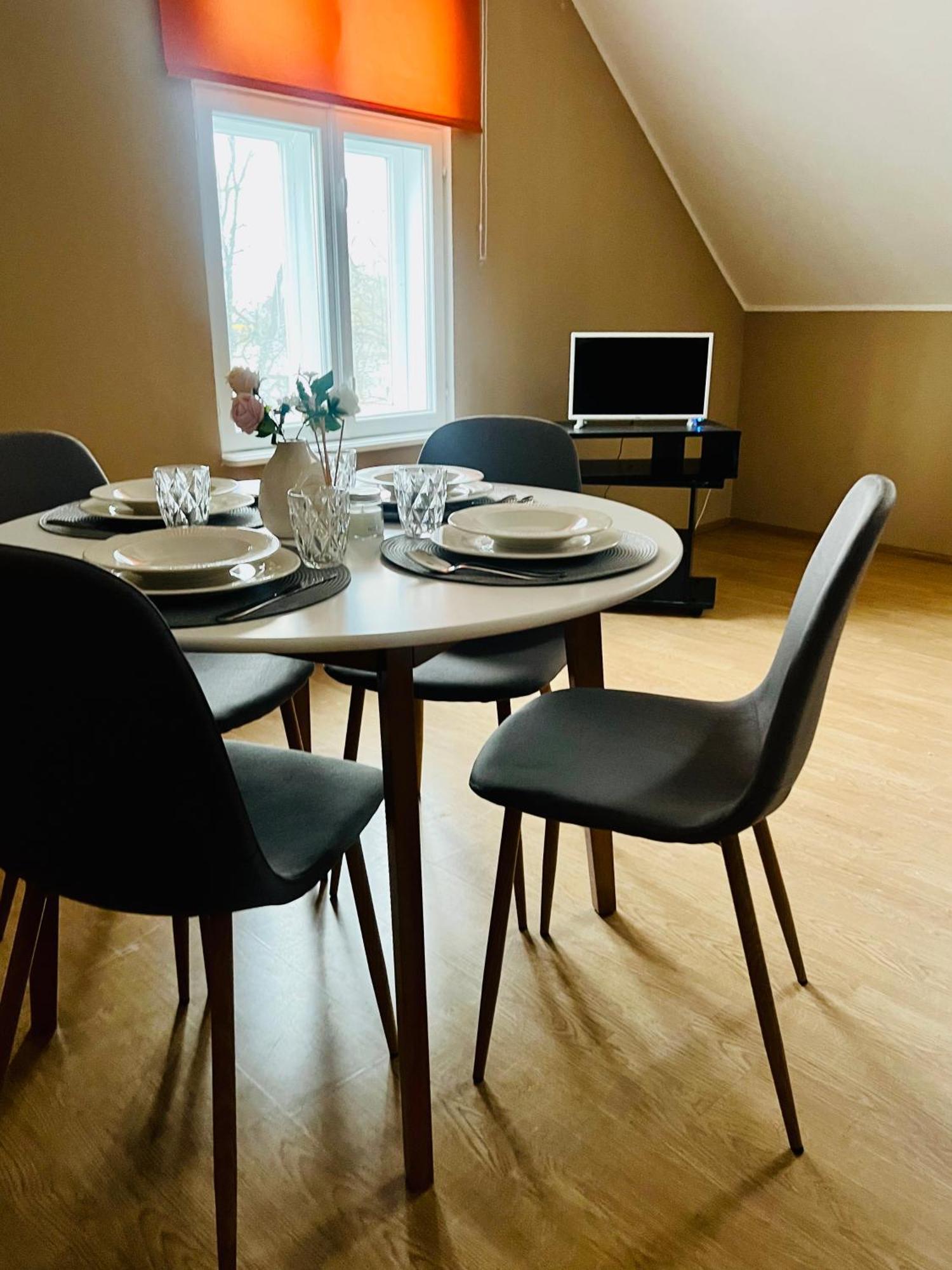Edgari Guesthouse Отепя Экстерьер фото