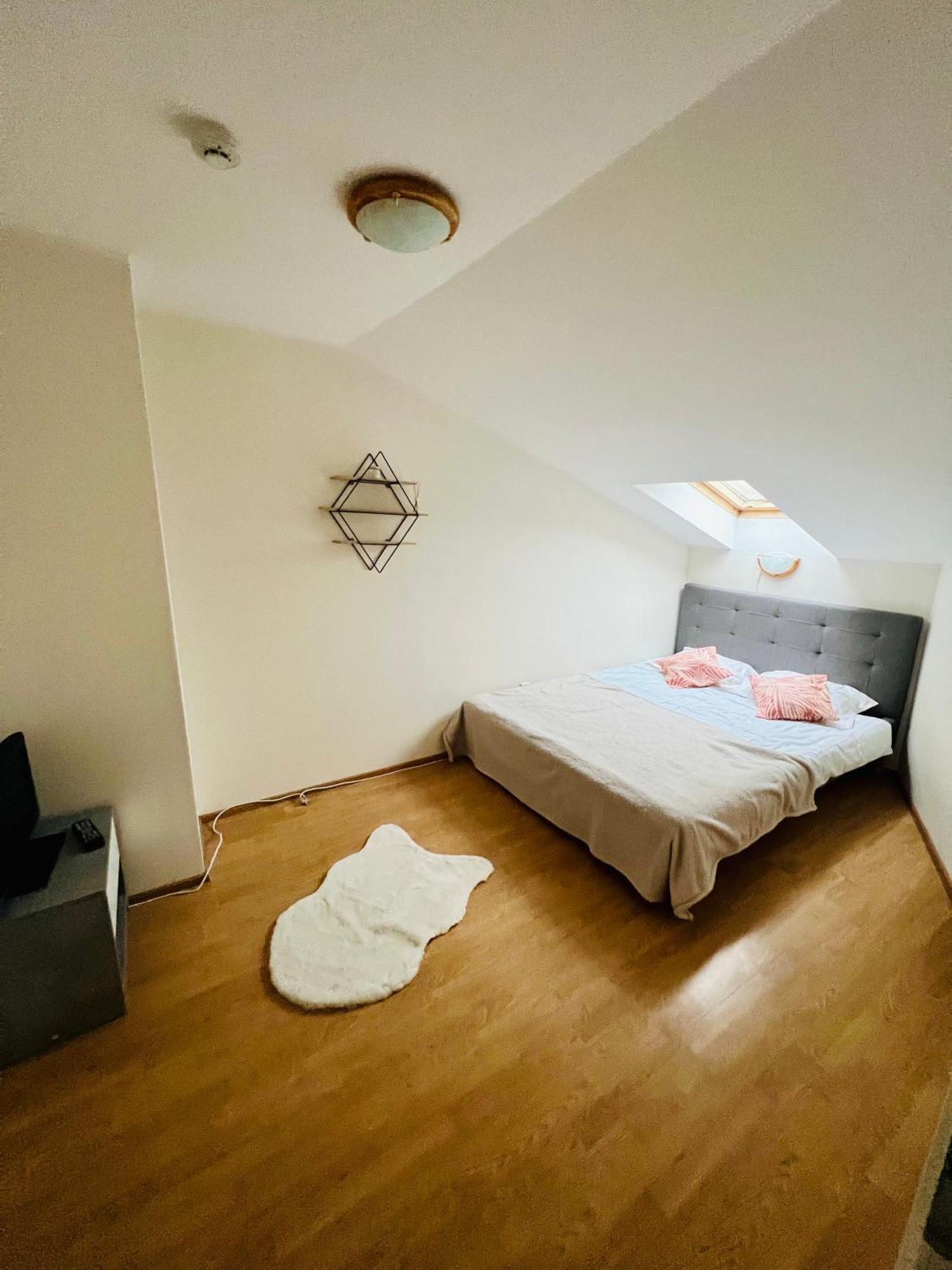 Edgari Guesthouse Отепя Экстерьер фото