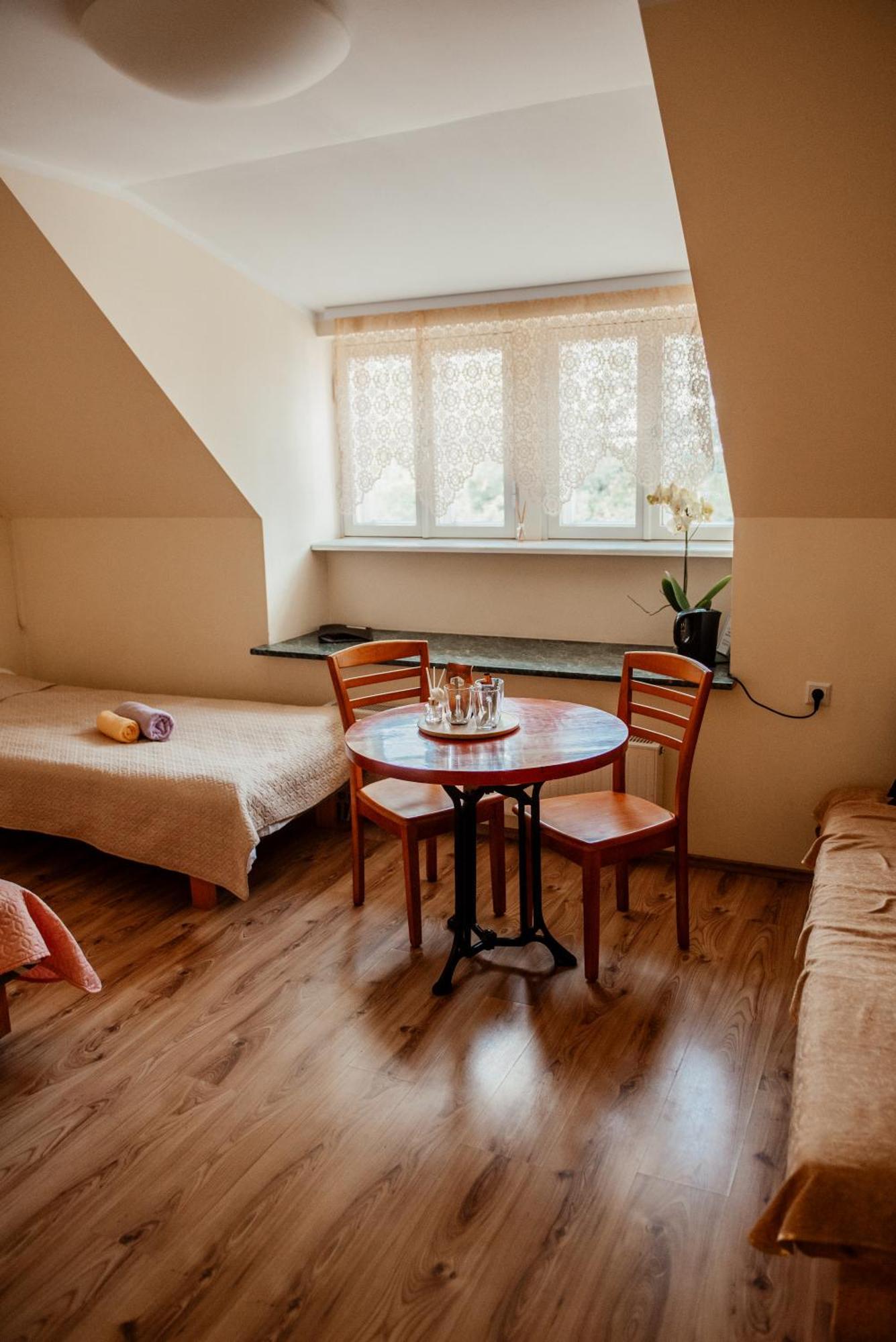 Edgari Guesthouse Отепя Экстерьер фото